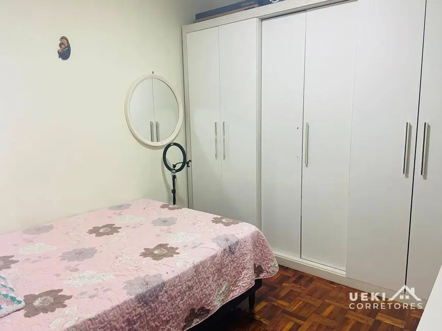 Casa com 5 quartos à venda, 352m2 em Erotildes, Londrina - PR - imagem 8 Foto 8 de Casa com 5 quartos à venda, 352m2 em Erotildes, Londrina - PR