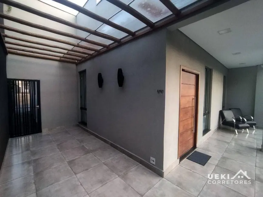 Casa com 3 quartos à venda, 452m2 em Bancários, Londrina - PR - imagem 6 Foto 6 de Casa com 3 quartos à venda, 452m2 em Bancários, Londrina - PR