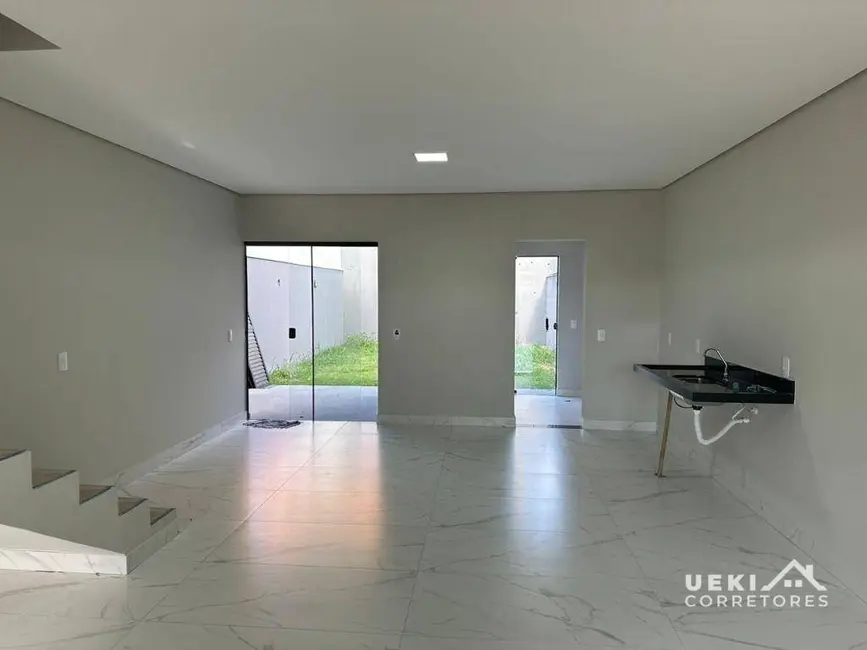 Casa com 3 quartos à venda, 195m2 em Colúmbia, Londrina - PR - imagem 5 Foto 5 de Casa com 3 quartos à venda, 195m2 em Colúmbia, Londrina - PR