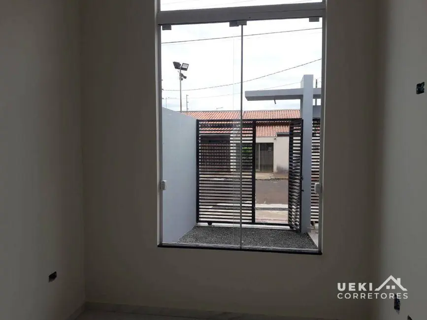 Casa com 3 quartos à venda, 132m2 em Jardim Prefeito Milton Menezes, Londrina - PR - imagem 4 Foto 4 de Casa com 3 quartos à venda, 132m2 em Jardim Prefeito Milton Menezes, Londrina - PR