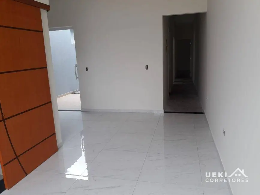 Casa com 3 quartos à venda, 132m2 em Jardim Prefeito Milton Menezes, Londrina - PR - imagem 3 Foto 3 de Casa com 3 quartos à venda, 132m2 em Jardim Prefeito Milton Menezes, Londrina - PR