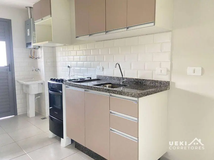 Foto 2 de Apartamento com 2 quartos para alugar, 75m2 em Vila Santa Terezinha, Londrina - PR