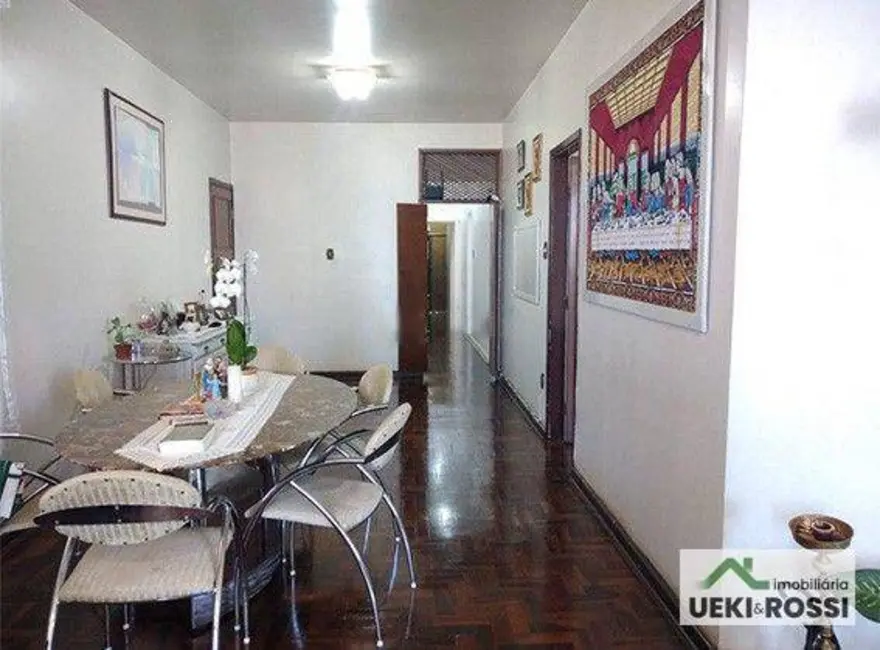 Apartamento com 4 quartos à venda, 160m2 em Centro, Londrina - PR - imagem 6 Foto 6 de Apartamento com 4 quartos à venda, 160m2 em Centro, Londrina - PR