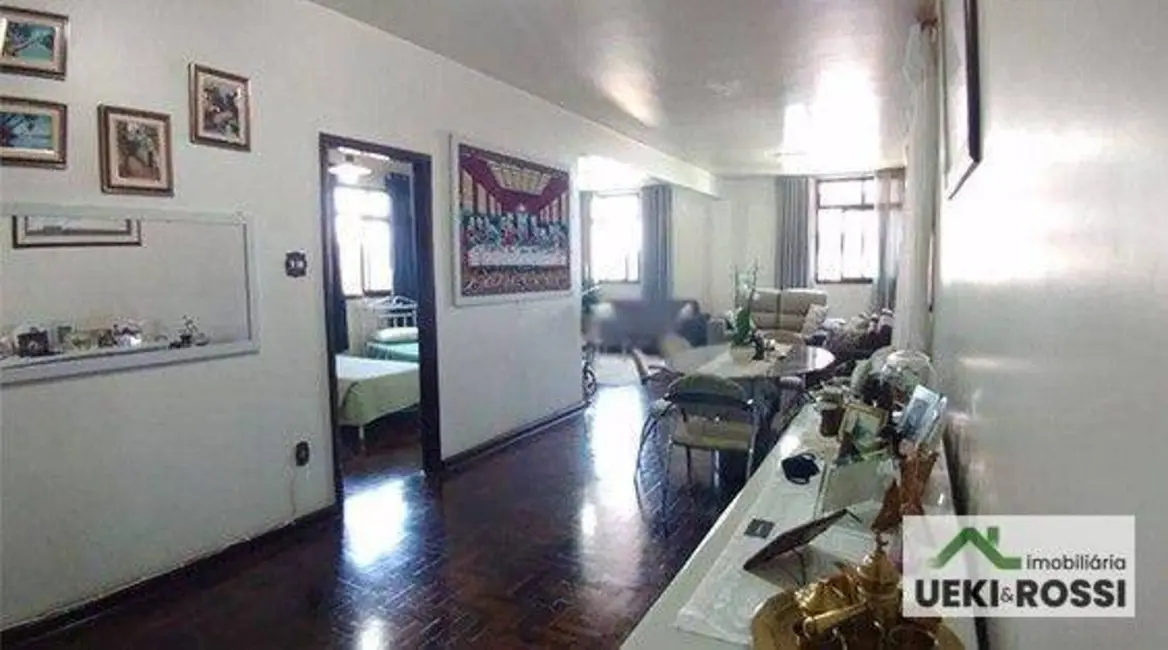 Apartamento com 4 quartos à venda, 160m2 em Centro, Londrina - PR - imagem 3 Foto 3 de Apartamento com 4 quartos à venda, 160m2 em Centro, Londrina - PR