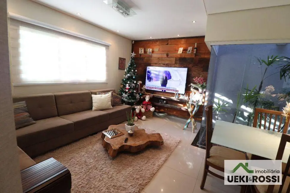 Foto 5 de Casa com 3 quartos à venda, 205m2 em Jardim Neman Sahyun, Londrina - PR