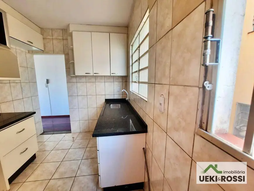 Apartamento com 3 quartos à venda, 50m2 em Jardim Agari, Londrina - PR - imagem 8 Foto 8 de Apartamento com 3 quartos à venda, 50m2 em Jardim Agari, Londrina - PR