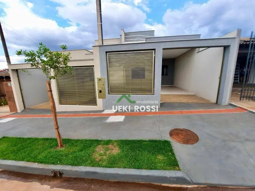 Casa com 2 quartos à venda, 125m2 em Conjunto Café, Londrina - PR - imagem 1 Foto 1 de Casa com 2 quartos à venda, 125m2 em Conjunto Café, Londrina - PR