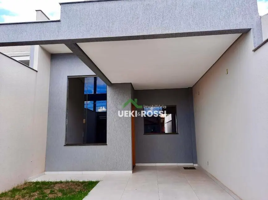 Casa com 2 quartos à venda, 125m2 em Conjunto Café, Londrina - PR - imagem 2 Foto 2 de Casa com 2 quartos à venda, 125m2 em Conjunto Café, Londrina - PR