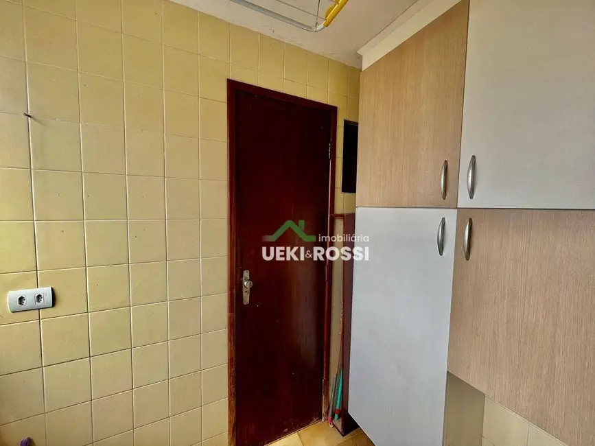 Apartamento com 2 quartos à venda, 88m2 em Jardim Palmares, Londrina - PR - imagem 4 Foto 4 de Apartamento com 2 quartos à venda, 88m2 em Jardim Palmares, Londrina - PR