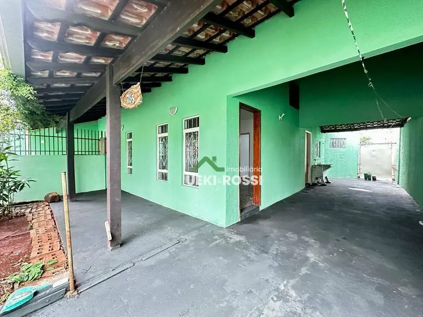 Casa com 2 quartos à venda, 330m2 em Londrina - PR - imagem 3 Foto 3 de Casa com 2 quartos à venda, 330m2 em Londrina - PR