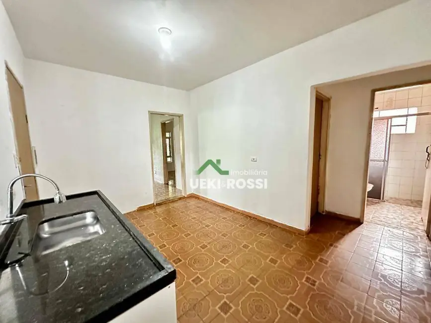 Casa com 2 quartos à venda, 330m2 em Londrina - PR - imagem 7 Foto 7 de Casa com 2 quartos à venda, 330m2 em Londrina - PR