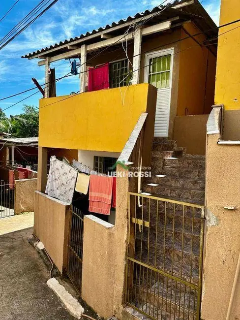Casa com 2 quartos à venda, 435m2 em Londrina - PR - imagem 3 Foto 3 de Casa com 2 quartos à venda, 435m2 em Londrina - PR