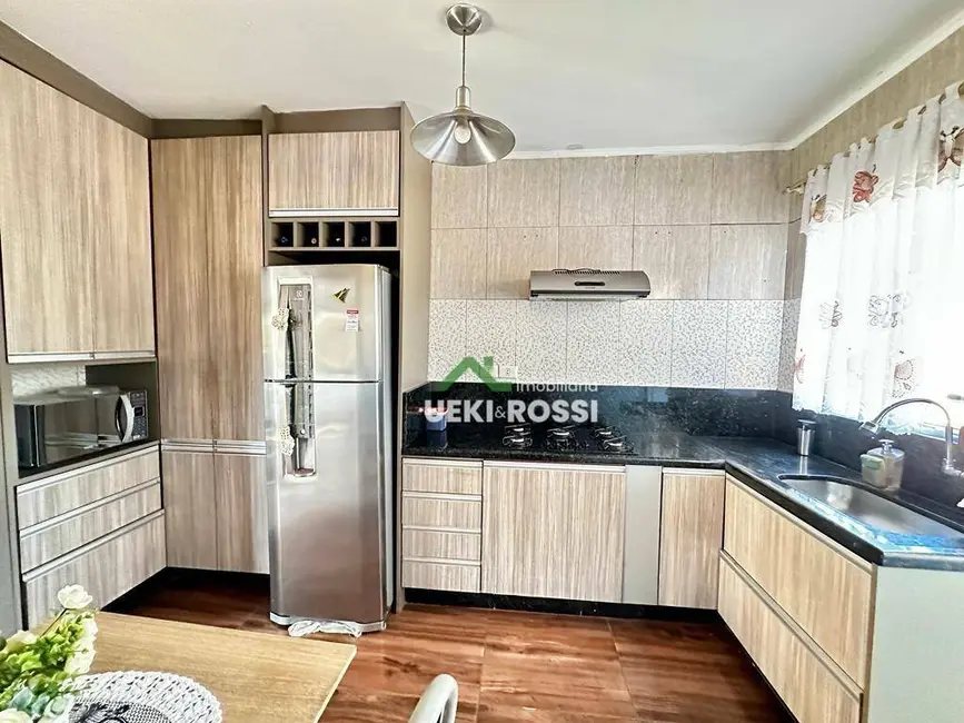 Casa com 2 quartos à venda, 325m2 em Londrina - PR - imagem 8 Foto 8 de Casa com 2 quartos à venda, 325m2 em Londrina - PR
