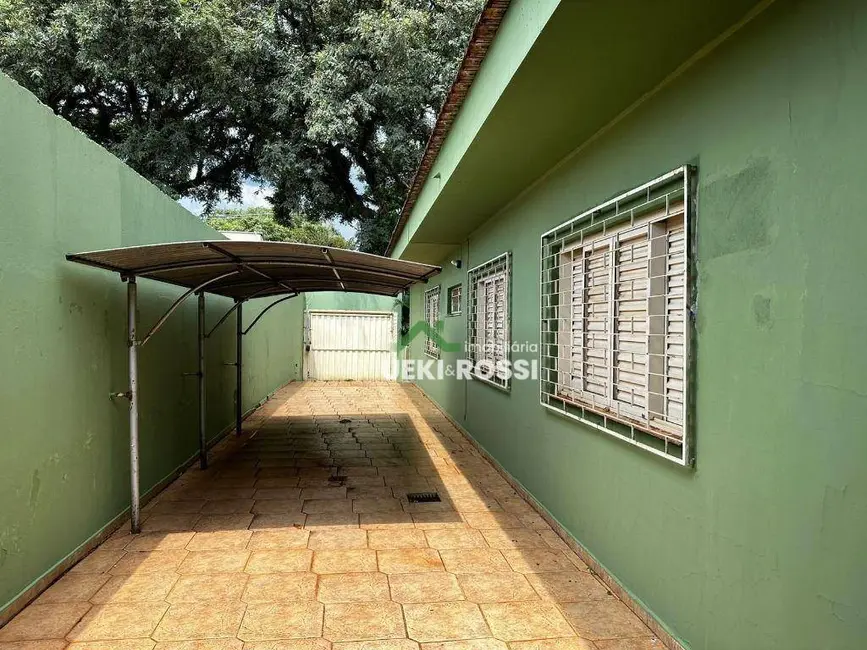 Casa com 6 quartos à venda, 449m2 em Jardim Shangri-la A, Londrina - PR - imagem 4 Foto 4 de Casa com 6 quartos à venda, 449m2 em Jardim Shangri-la A, Londrina - PR