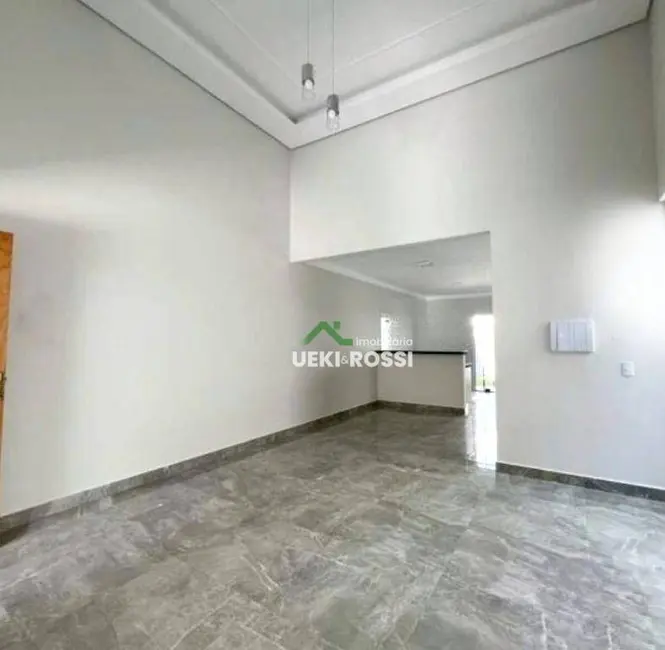 Foto 1 de Casa com 3 quartos à venda, 149m2 em Antares, Londrina - PR