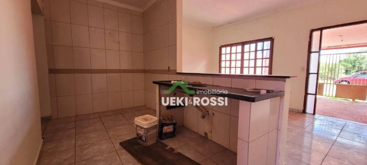 Casa com 3 quartos à venda, 125m2 em Jardim Pequena Londres, Londrina - PR - imagem 3 Foto 3 de Casa com 3 quartos à venda, 125m2 em Jardim Pequena Londres, Londrina - PR