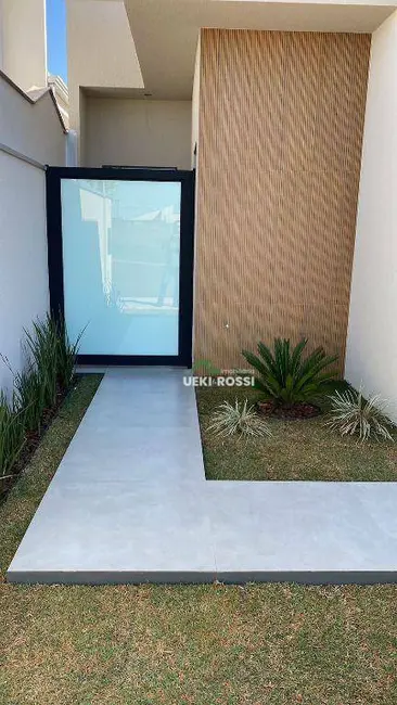 Casa de Condomínio com 3 quartos à venda, 252m2 em Cambe - PR - imagem 3 Foto 3 de Casa de Condomínio com 3 quartos à venda, 252m2 em Cambe - PR