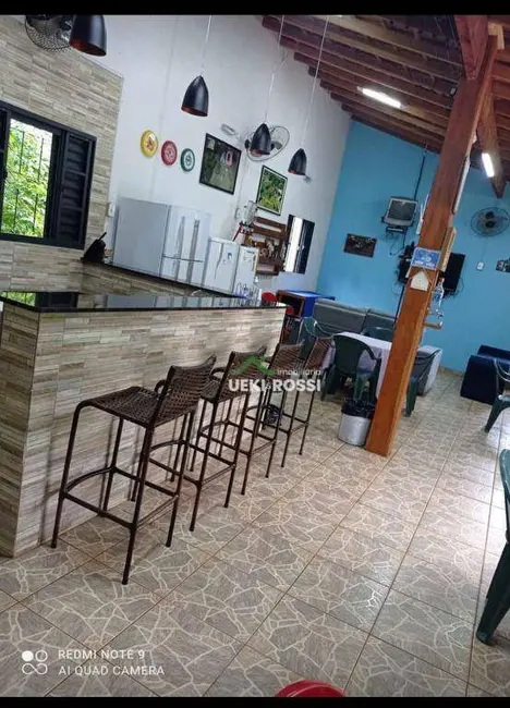 Chácara à venda, 1700m2 em Novo Aeroporto, Londrina - PR - imagem 5 Foto 5 de Chácara à venda, 1700m2 em Novo Aeroporto, Londrina - PR