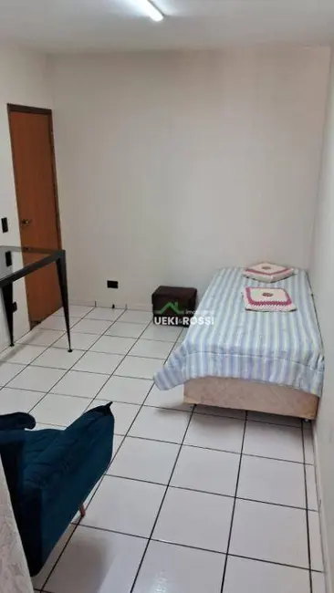 Casa com 3 quartos à venda, 275m2 em Londrina - PR - imagem 5 Foto 5 de Casa com 3 quartos à venda, 275m2 em Londrina - PR