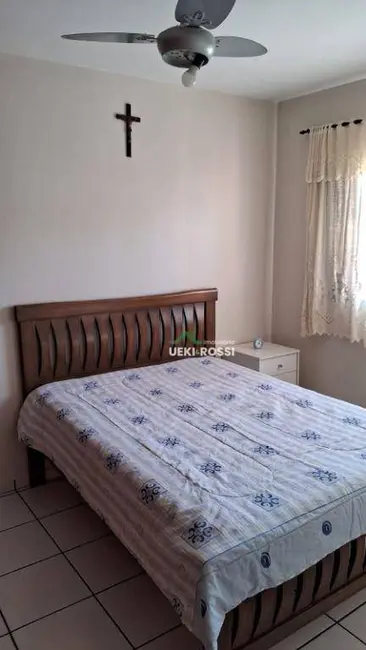 Casa com 3 quartos à venda, 275m2 em Londrina - PR - imagem 3 Foto 3 de Casa com 3 quartos à venda, 275m2 em Londrina - PR