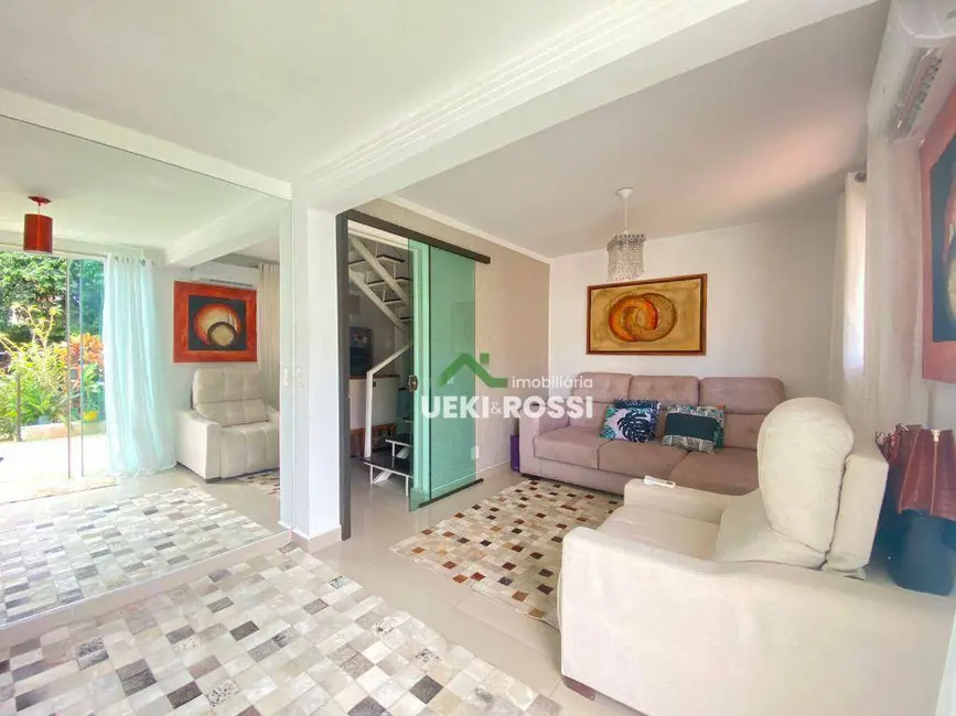 Foto 1 de Casa de Condomínio com 3 quartos à venda, 80m2 em Jardim Morumbi, Londrina - PR