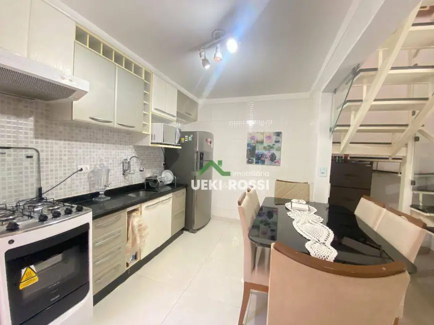 Casa de Condomínio com 3 quartos à venda, 80m2 em Jardim Morumbi, Londrina - PR - imagem 6 Foto 6 de Casa de Condomínio com 3 quartos à venda, 80m2 em Jardim Morumbi, Londrina - PR