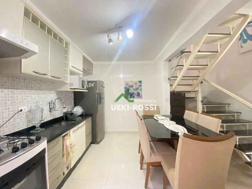 Casa de Condomínio com 3 quartos à venda, 80m2 em Jardim Morumbi, Londrina - PR - imagem 8 Foto 8 de Casa de Condomínio com 3 quartos à venda, 80m2 em Jardim Morumbi, Londrina - PR