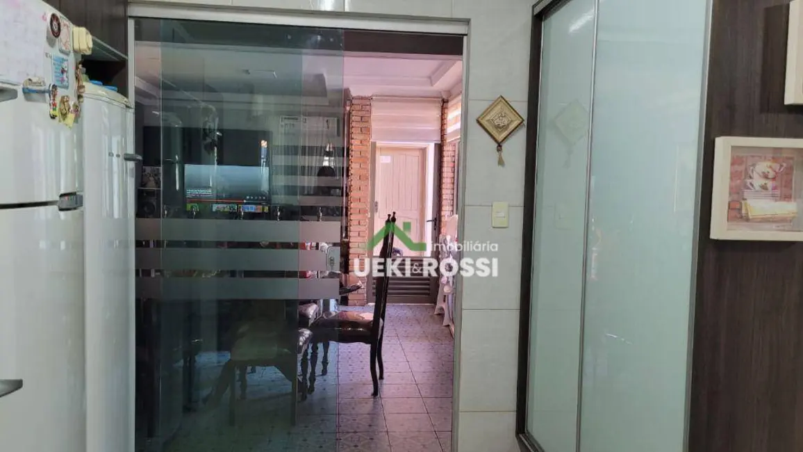 Casa com 3 quartos à venda, 478m2 em San Fernando, Londrina - PR - imagem 5 Foto 5 de Casa com 3 quartos à venda, 478m2 em San Fernando, Londrina - PR