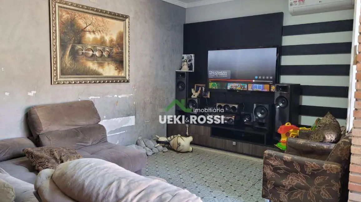 Casa com 3 quartos à venda, 478m2 em San Fernando, Londrina - PR - imagem 7 Foto 7 de Casa com 3 quartos à venda, 478m2 em San Fernando, Londrina - PR