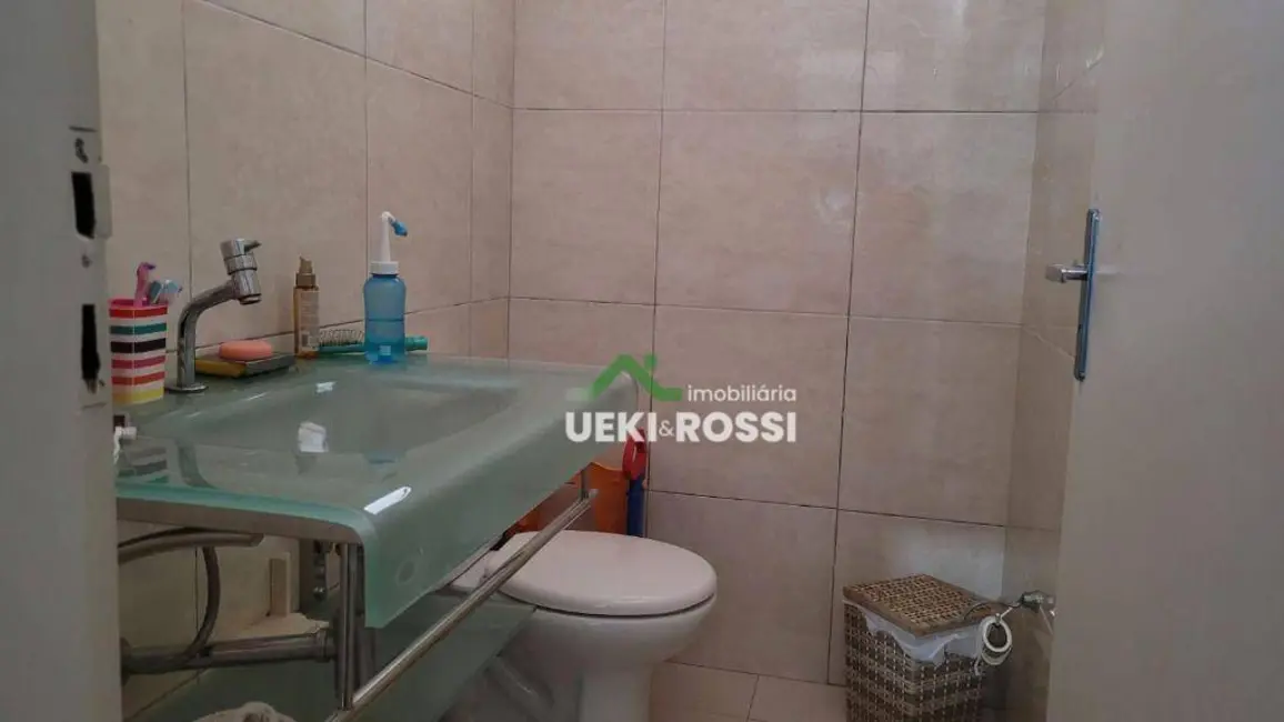 Casa com 3 quartos à venda, 478m2 em San Fernando, Londrina - PR - imagem 8 Foto 8 de Casa com 3 quartos à venda, 478m2 em San Fernando, Londrina - PR