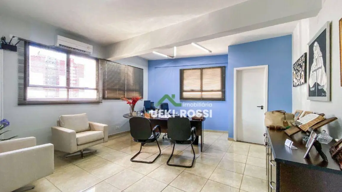 Sala Comercial à venda, 125m2 em Centro, Londrina - PR - imagem 7 Foto 7 de Sala Comercial à venda, 125m2 em Centro, Londrina - PR