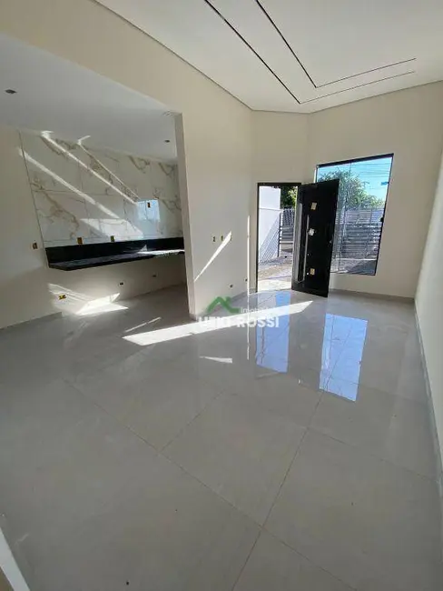 Foto 4 de Casa com 3 quartos à venda, 132m2 em Residencial Abussafe, Londrina - PR