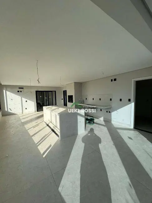 Casa de Condomínio com 3 quartos à venda, 356m2 em Gleba Simon Frazer, Londrina - PR - imagem 7 Foto 7 de Casa de Condomínio com 3 quartos à venda, 356m2 em Gleba Simon Frazer, Londrina - PR