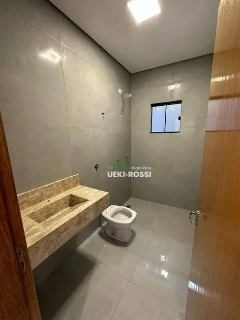Casa com 3 quartos à venda, 158m2 em Ouro Verde, Londrina - PR - imagem 8 Foto 8 de Casa com 3 quartos à venda, 158m2 em Ouro Verde, Londrina - PR