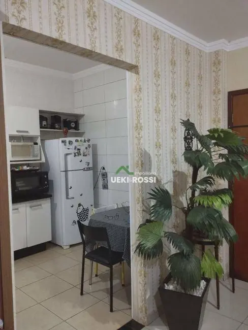 Foto 2 de Casa com 3 quartos à venda, 260m2 em Residencial Loris Sahyun, Londrina - PR
