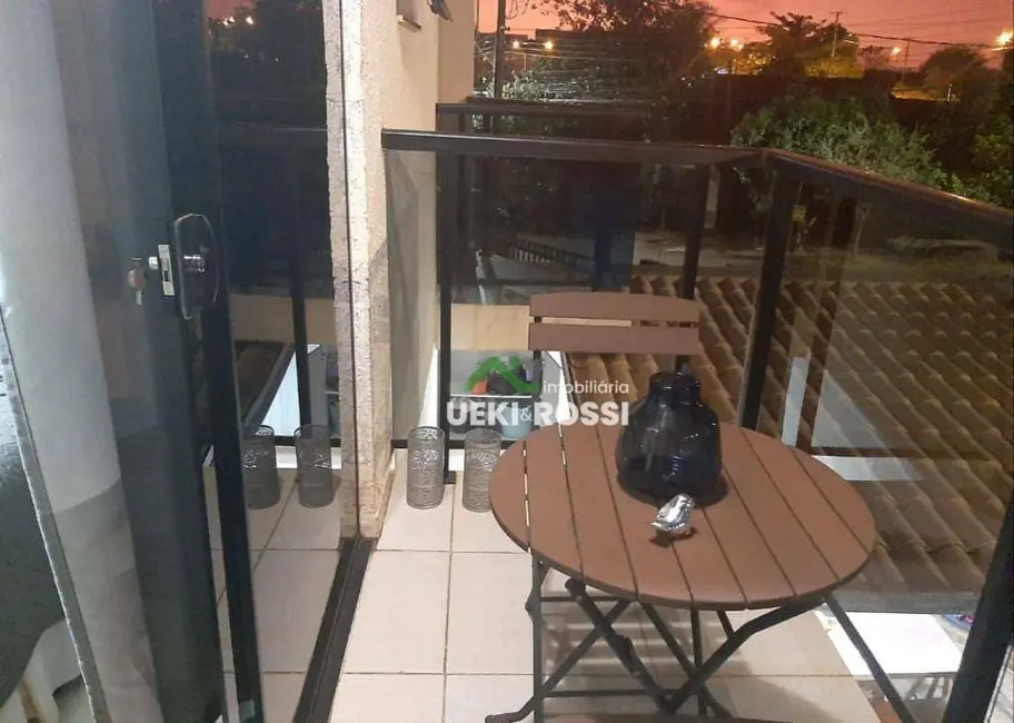 Foto 8 de Casa com 3 quartos à venda, 260m2 em Residencial Loris Sahyun, Londrina - PR