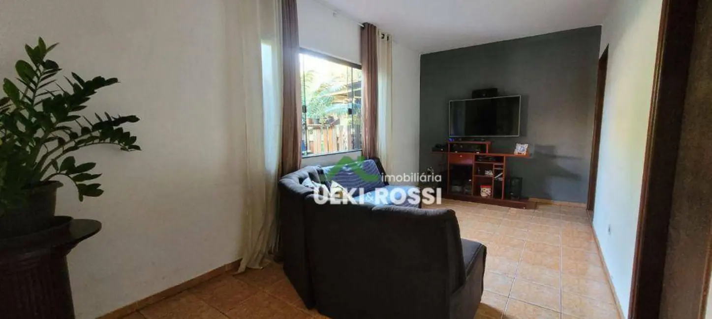 Casa com 4 quartos à venda, 250m2 em Esperança, Londrina - PR - imagem 5 Foto 5 de Casa com 4 quartos à venda, 250m2 em Esperança, Londrina - PR