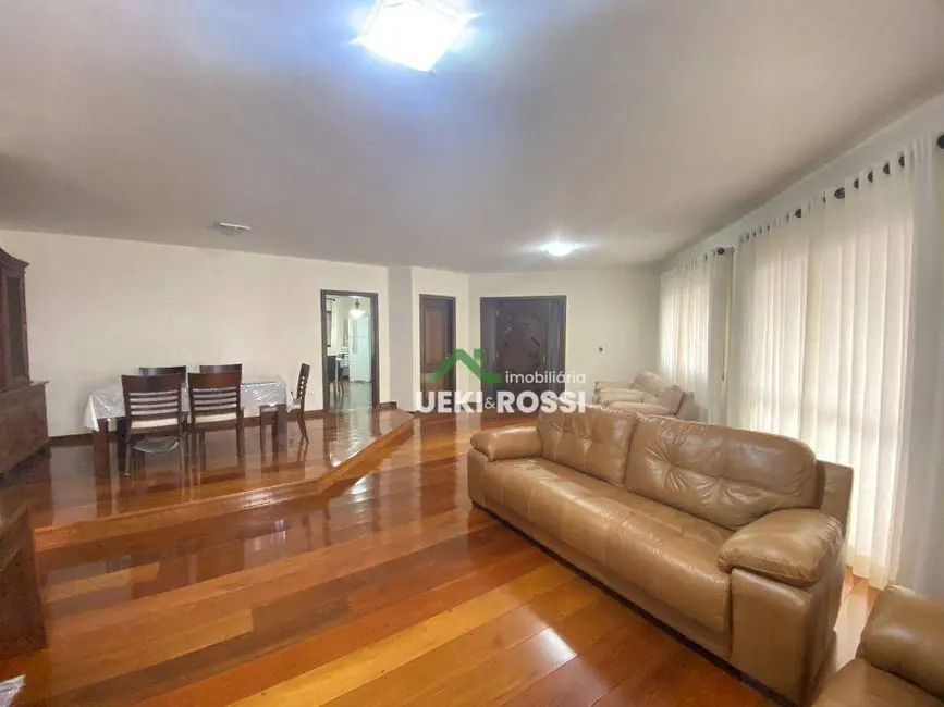 Apartamento com 4 quartos à venda, 302m2 em Centro, Cambe - PR - imagem 2 Foto 2 de Apartamento com 4 quartos à venda, 302m2 em Centro, Cambe - PR