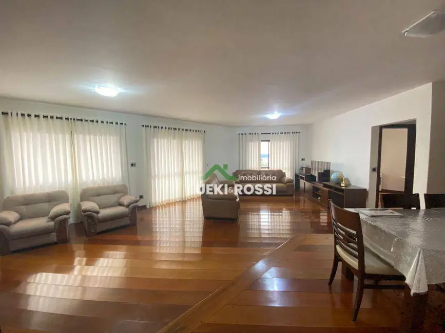 Apartamento com 4 quartos à venda, 302m2 em Centro, Cambe - PR - imagem 6 Foto 6 de Apartamento com 4 quartos à venda, 302m2 em Centro, Cambe - PR