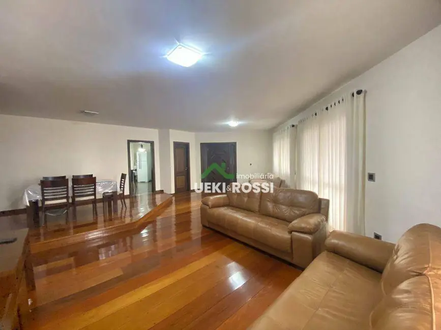 Apartamento com 4 quartos à venda, 302m2 em Centro, Cambe - PR - imagem 4 Foto 4 de Apartamento com 4 quartos à venda, 302m2 em Centro, Cambe - PR