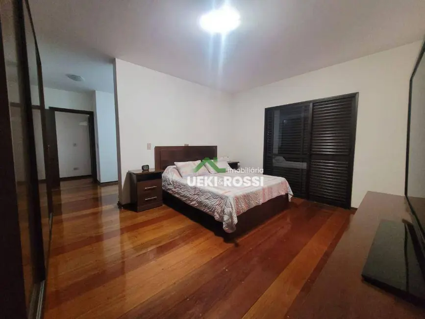 Apartamento com 4 quartos à venda, 302m2 em Centro, Cambe - PR - imagem 7 Foto 7 de Apartamento com 4 quartos à venda, 302m2 em Centro, Cambe - PR