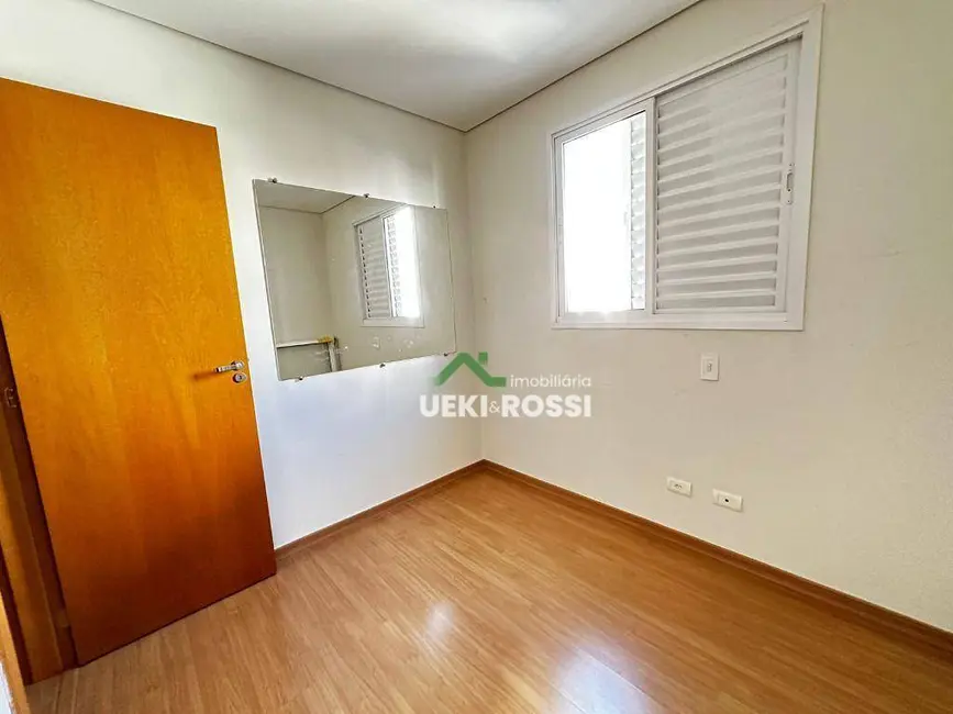 Apartamento com 3 quartos à venda, 74m2 em Centro, Londrina - PR - imagem 8 Foto 8 de Apartamento com 3 quartos à venda, 74m2 em Centro, Londrina - PR