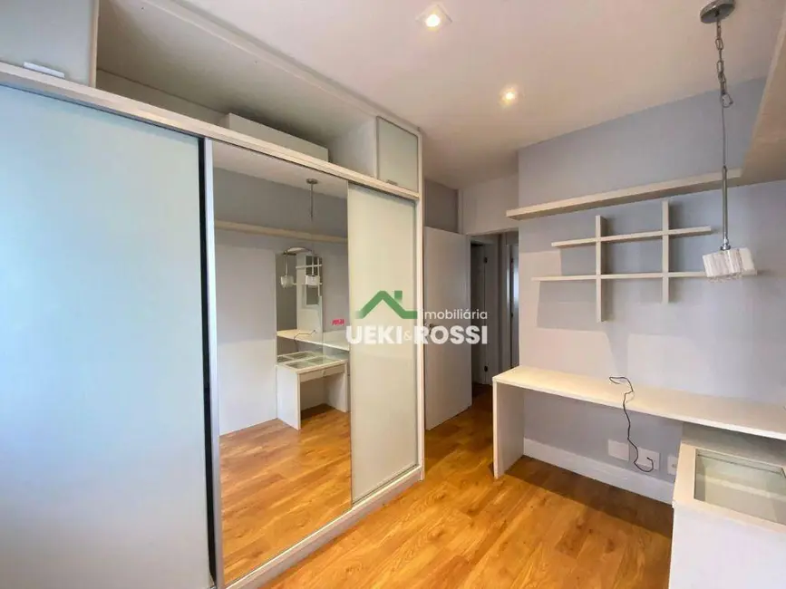 Apartamento com 3 quartos à venda, 216m2 em Gleba Fazenda Palhano, Londrina - PR - imagem 4 Foto 4 de Apartamento com 3 quartos à venda, 216m2 em Gleba Fazenda Palhano, Londrina - PR