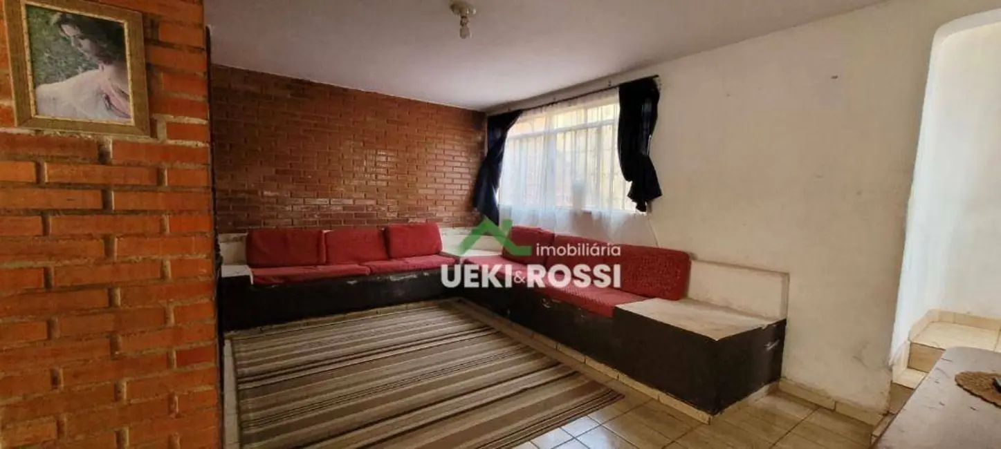 Foto 6 de Casa com 4 quartos à venda, 327m2 em Boa Vista, Londrina - PR