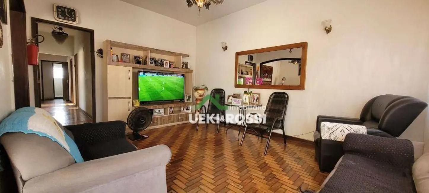 Foto 8 de Casa com 4 quartos à venda, 327m2 em Boa Vista, Londrina - PR