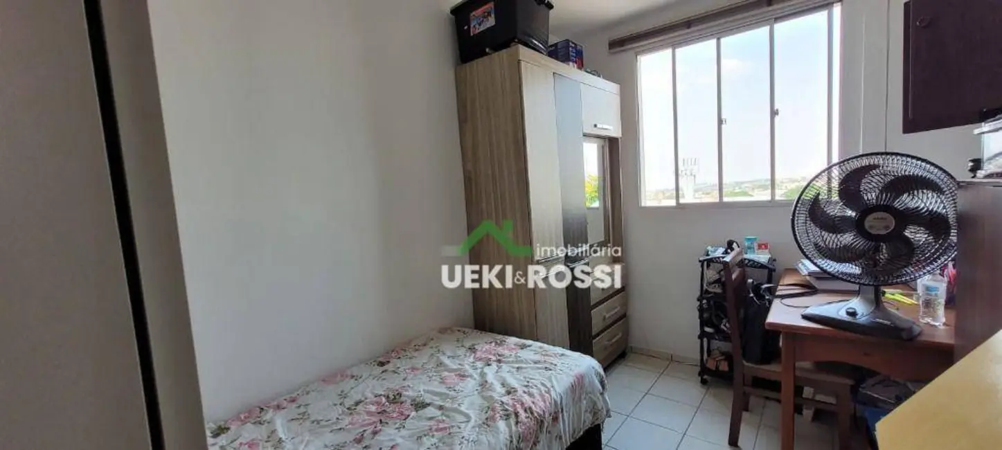 Apartamento com 2 quartos à venda, 65m2 em Centro, Londrina - PR - imagem 5 Foto 5 de Apartamento com 2 quartos à venda, 65m2 em Centro, Londrina - PR