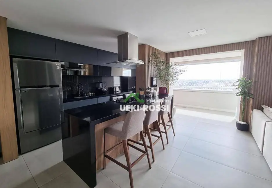 Apartamento com 2 quartos à venda, 110m2 em Santa Rosa, Londrina - PR - imagem 5 Foto 5 de Apartamento com 2 quartos à venda, 110m2 em Santa Rosa, Londrina - PR