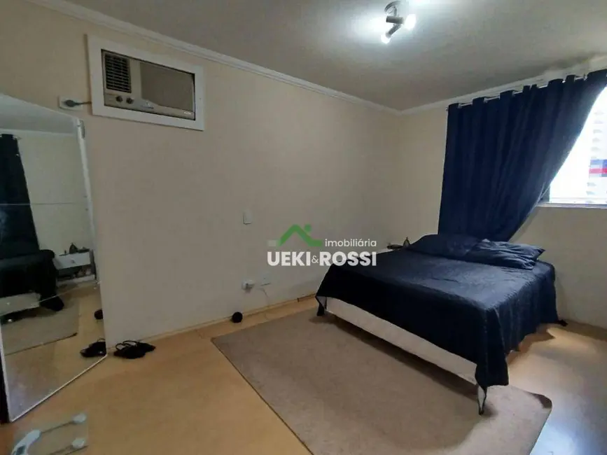 Apartamento com 2 quartos à venda, 107m2 em Centro, Londrina - PR - imagem 8 Foto 8 de Apartamento com 2 quartos à venda, 107m2 em Centro, Londrina - PR