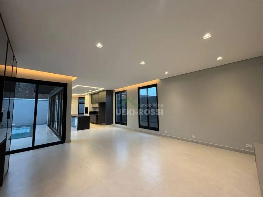 Foto 4 de Casa de Condomínio com 3 quartos à venda, 262m2 em Gleba Simon Frazer, Londrina - PR