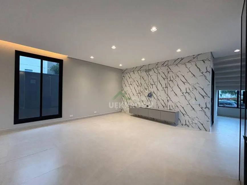 Foto 8 de Casa de Condomínio com 3 quartos à venda, 262m2 em Gleba Simon Frazer, Londrina - PR